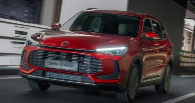 MG ZS 2026 'rục rịch' về Việt Nam: Động cơ hybrid, giá dự kiến từ dưới 600 triệu đồng
